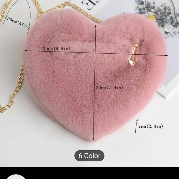 Fuzzy pink Soft Heart Handbag Purse Gold Chain Small New Shoulder Bag - Picture 2 of 2